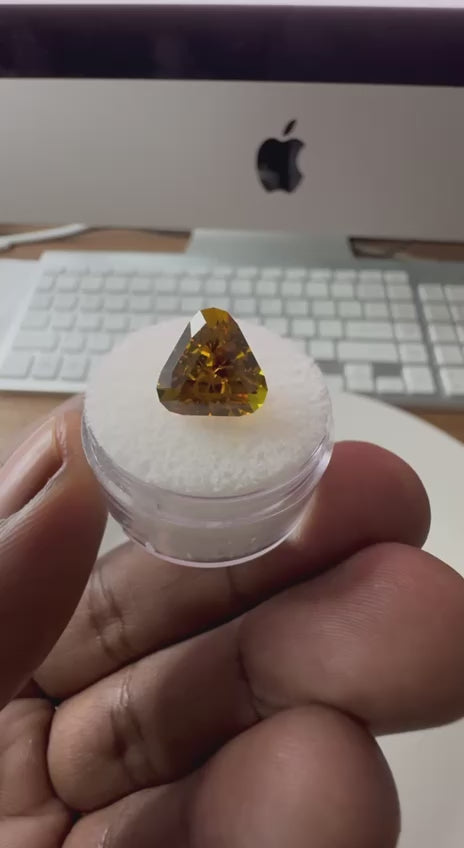 5.315 Carat- Tanzanian Color Change Garnet